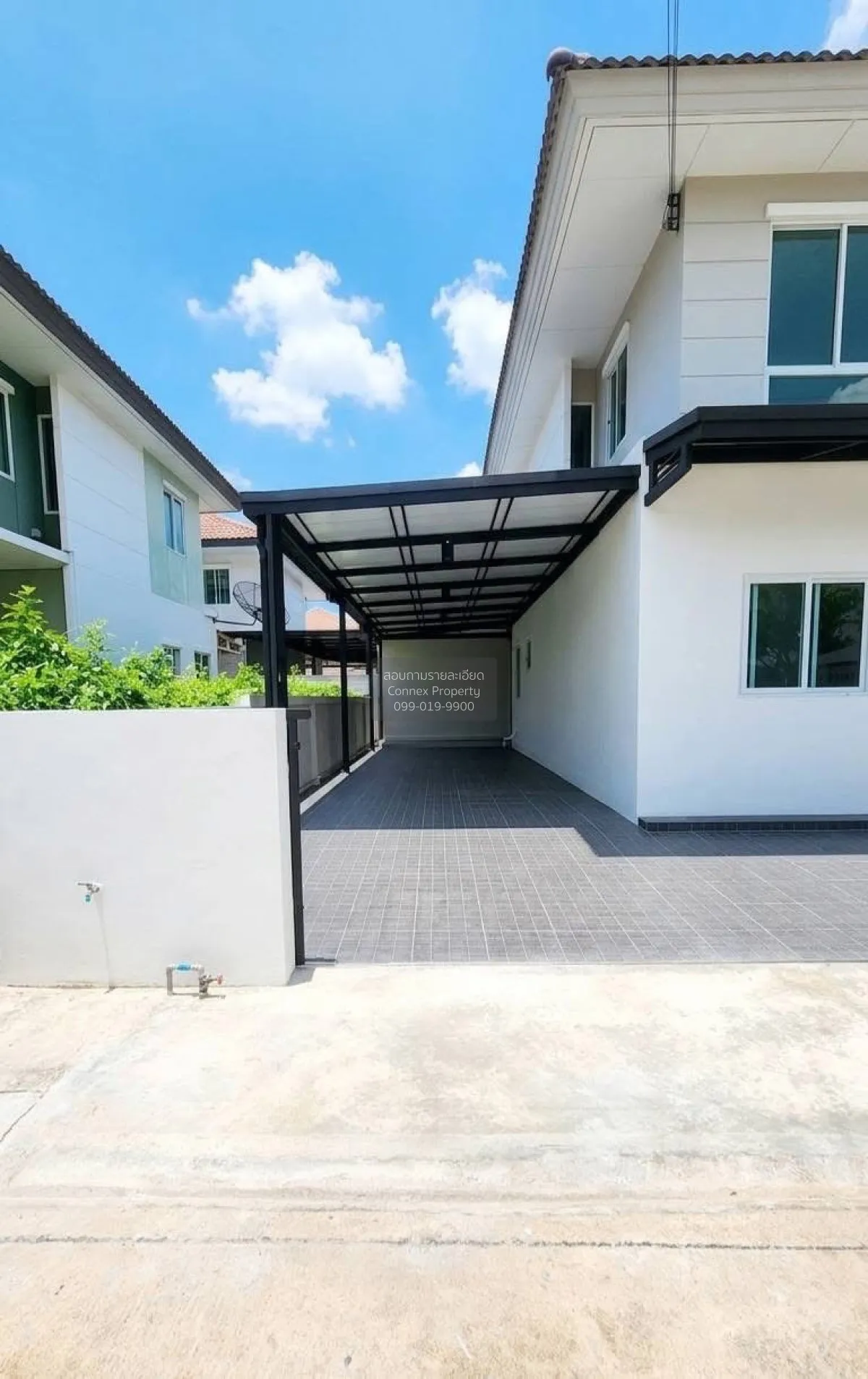 For Sale House , The Trust Ville Watcharapol – Hathairat , corner 4