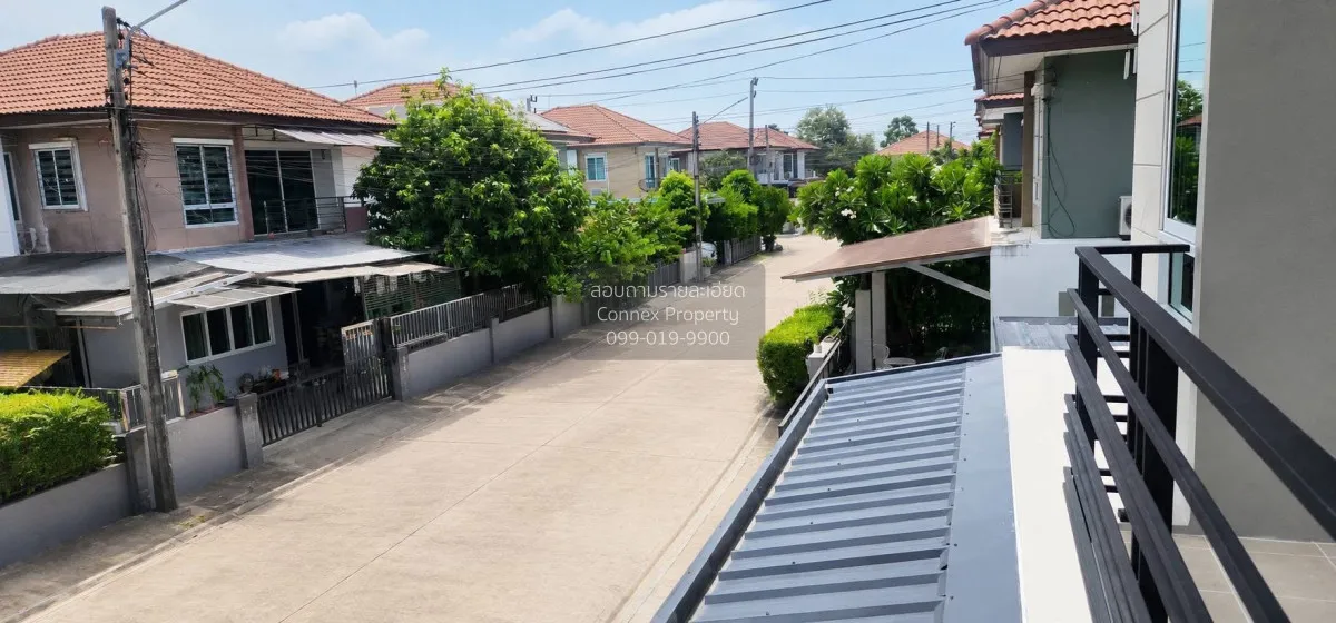 For Sale House , The Trust Ville Watcharapol – Hathairat , corner