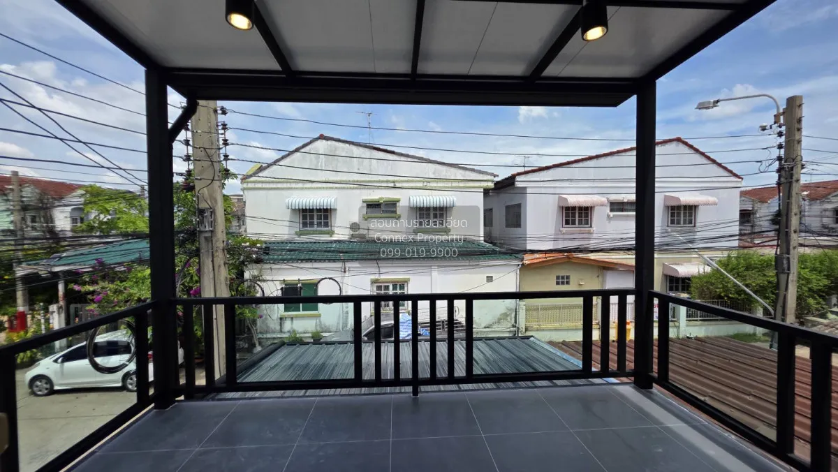 For Sale Townhouse/Townhome  , Lapawan project 5 , Bang Rak Noi ,