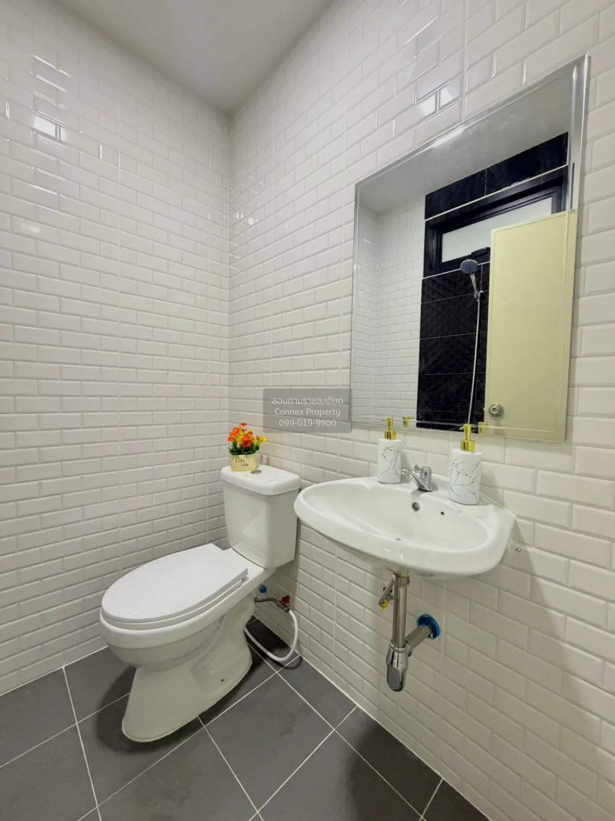 For Sale Townhouse/Townhome  , Baan Piyawararom 1 , Bang Bua Thon