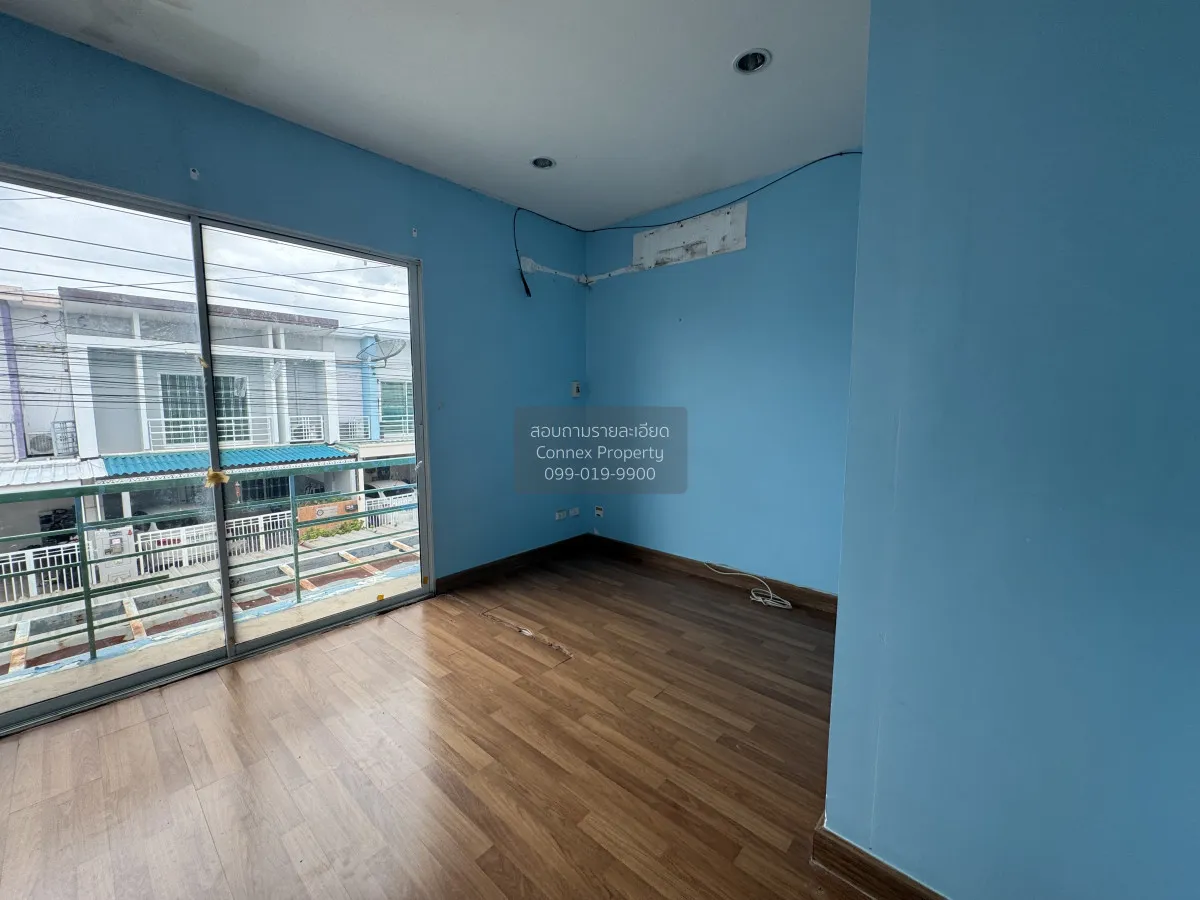 For Sale Townhouse/Townhome  , Pruksa Town Phetkasem 81 , Nong Kh