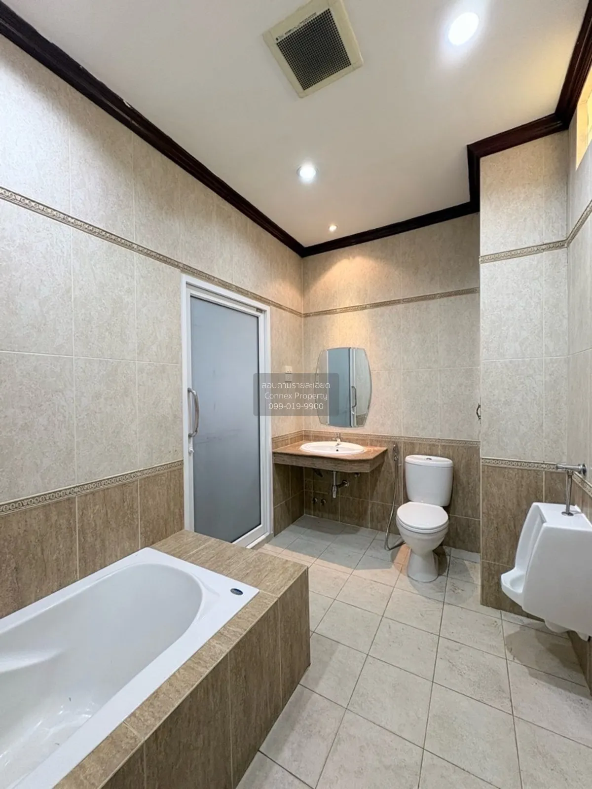 For Rent town house , Wang Mai , Pathum Wan , Bangkok , CX-163458