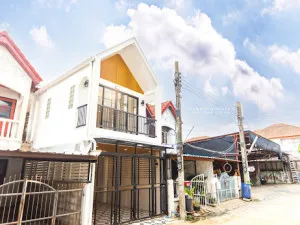 ขายทาวน์เฮ้าส์ ประเสริฐมนูกิจ 29 รีโนเวทใหม่ จรเข้บัว เขต ลาดพร้าว กรุงเทพ CX-163510