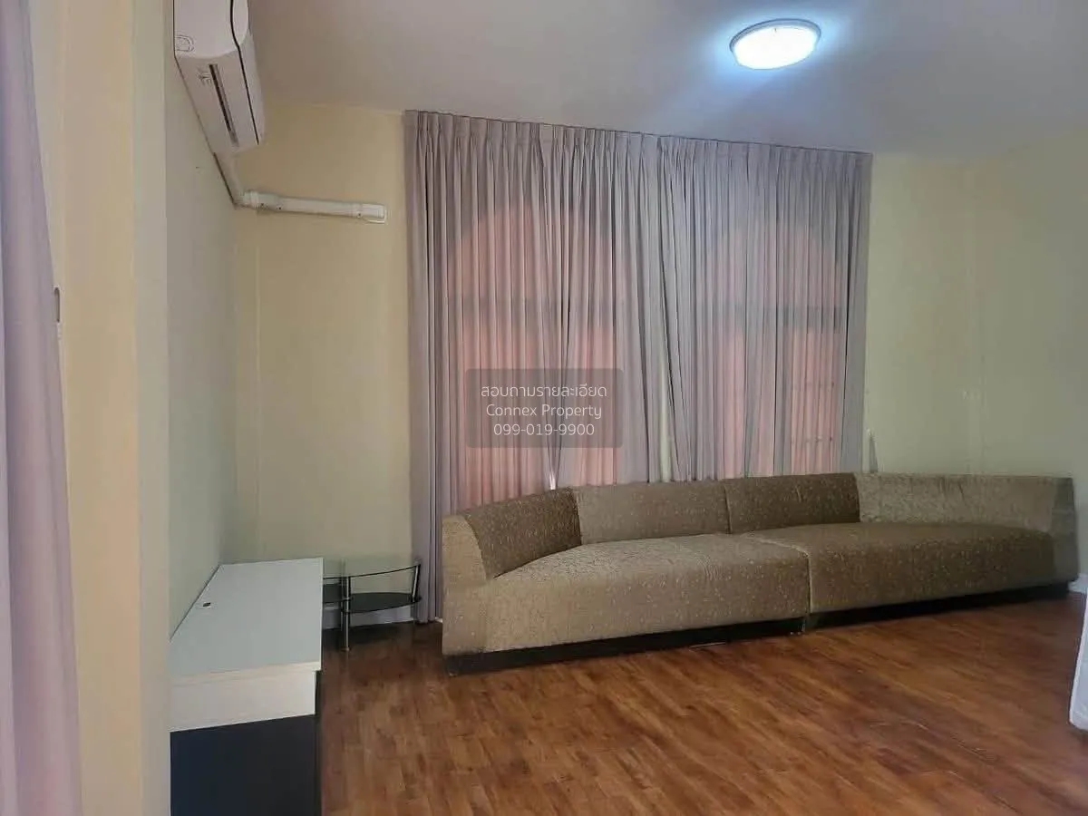 For Rent Townhouse/Townhome  , Casa City Ladprao , corner unit ,  4