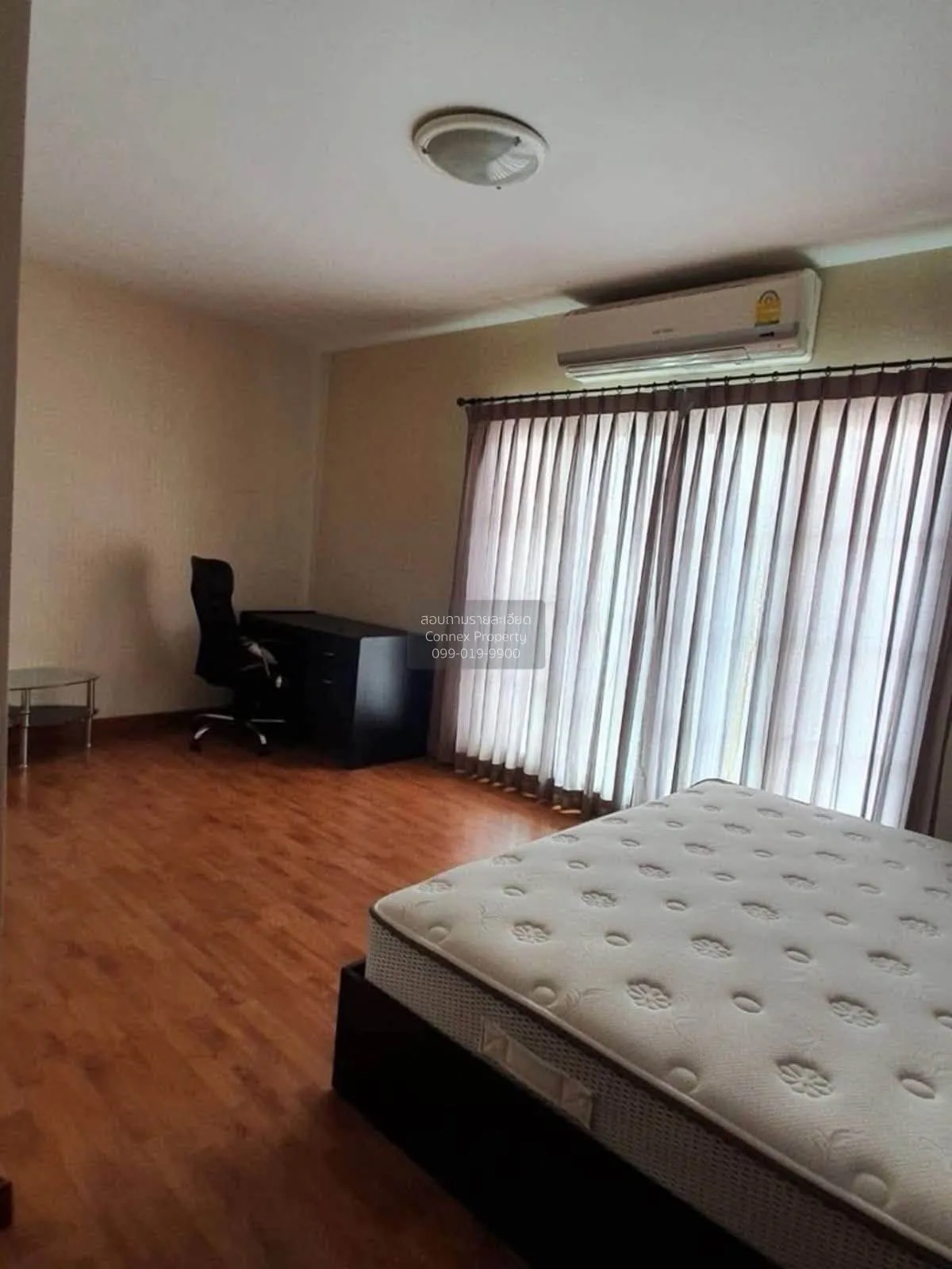 For Rent Townhouse/Townhome  , Casa City Ladprao , corner unit , 