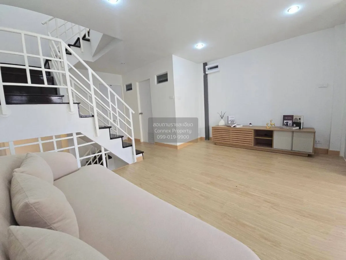 ขายทาวน์เฮ้าส์/ทาวน์โฮม  บ้านริมสวน ดอนเมือง รีโนเวทใหม่ สีกัน เข