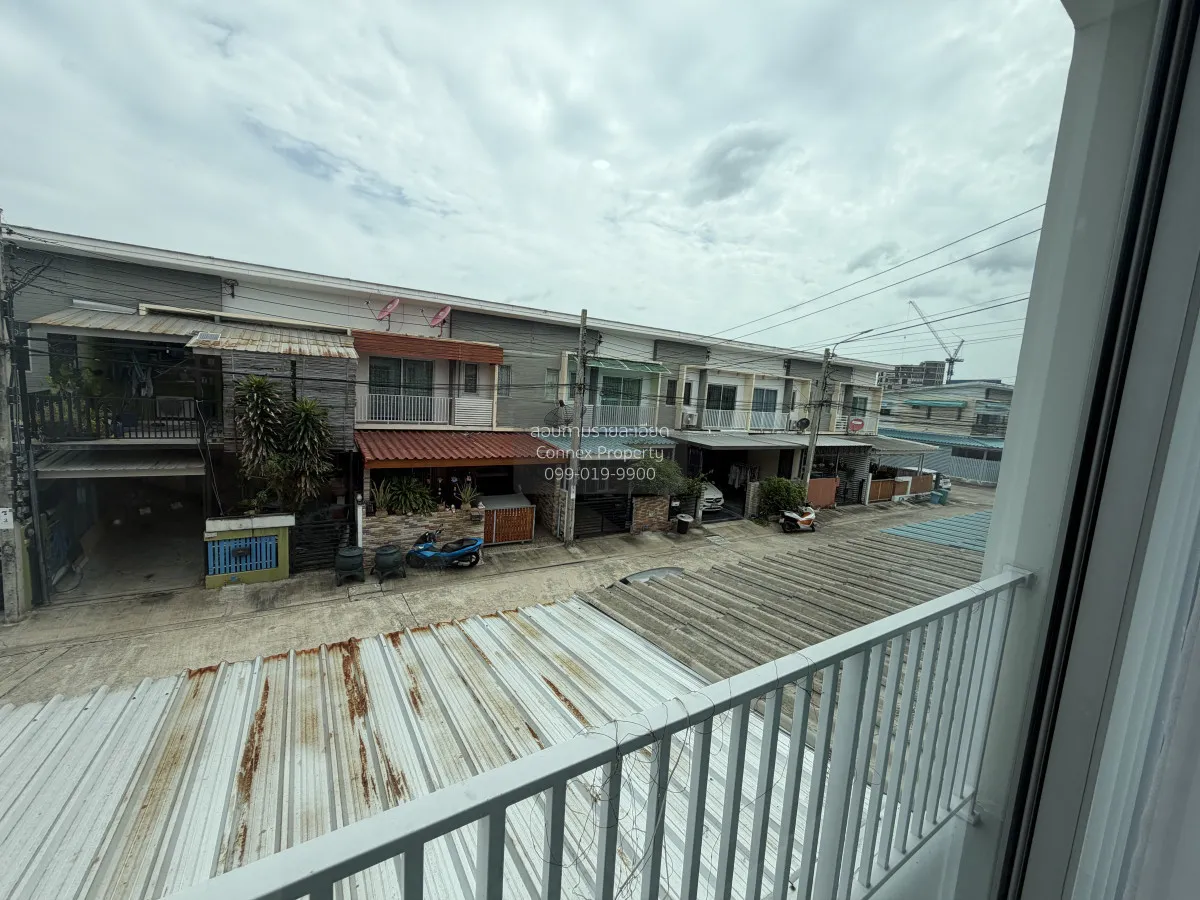 For Sale Townhouse/Townhome  , The Connect Suksawat 26 , wide fro