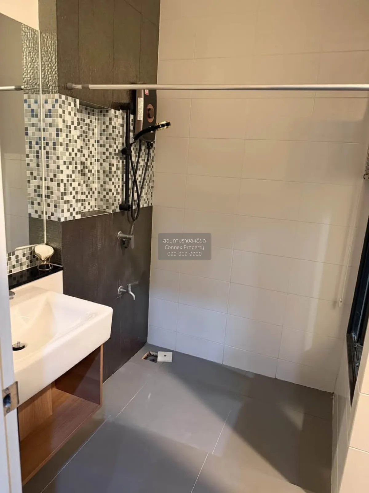 For Rent Townhouse/Townhome  , Baan Klang Muang Ratchaphruek , Ma