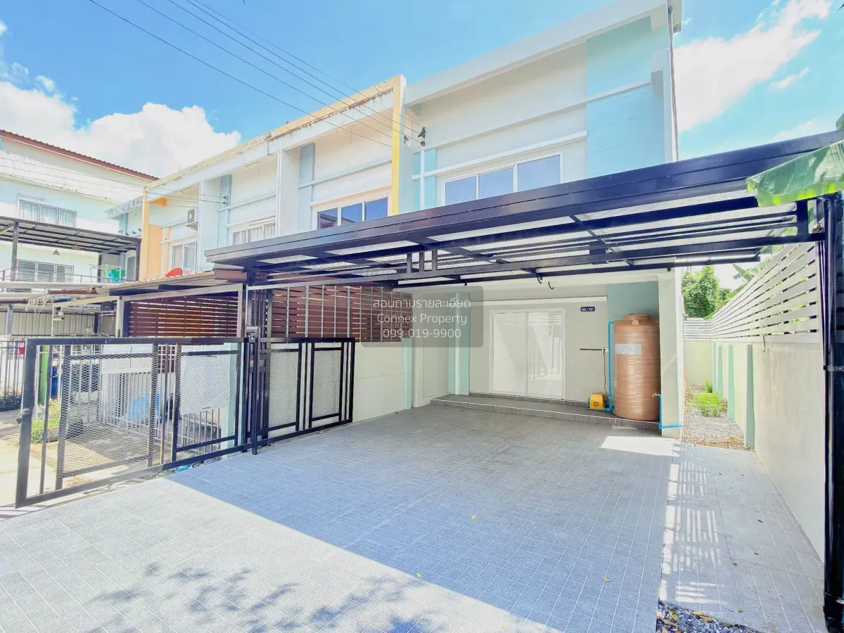 For Sale Townhouse/Townhome  , Baan Benjasub Rangsit - Klong 6 ,  2