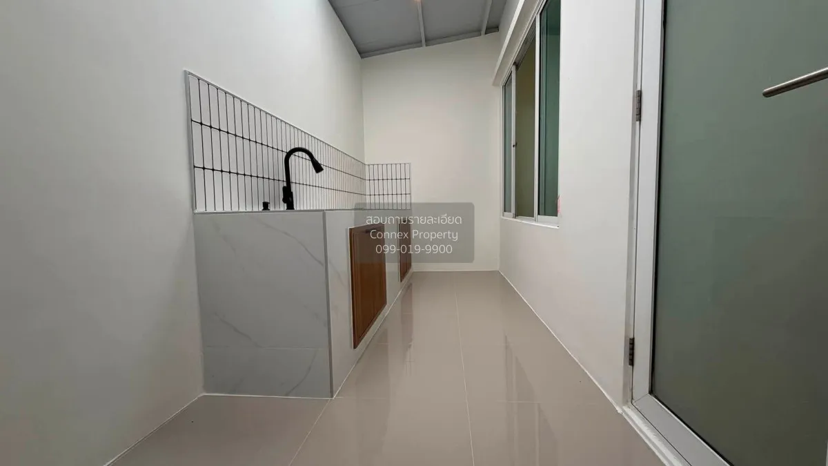 For Sale House , Foret Lumlukka - Klong 5 , newly renovated , Bue