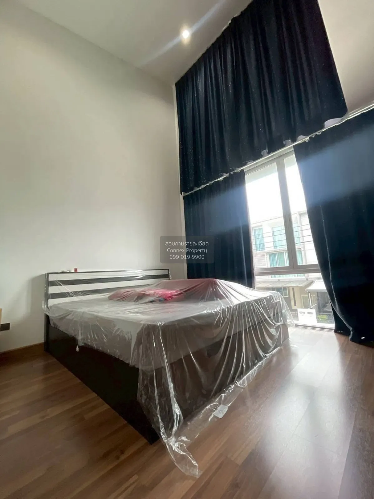 For Sale Townhouse/Townhome  , Nova Luxx Prachauthit 131 , Thung 