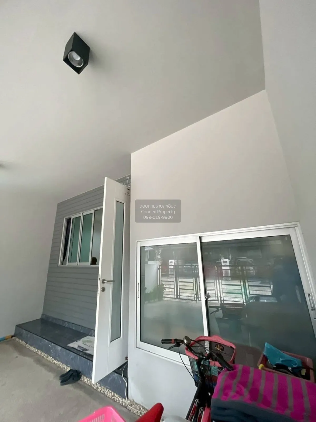 For Sale Townhouse/Townhome  , Nova Luxx Prachauthit 131 , Thung 