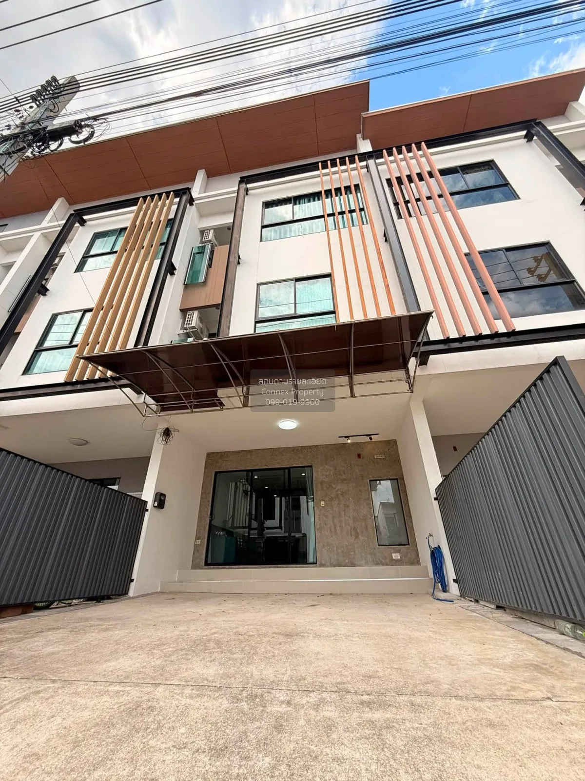เช่าทาวน์เฮ้าส์/ทาวน์โฮม  ไอฟีล บางนา ดอกไม้ เขต ประเวศ กรุงเทพ C 1
