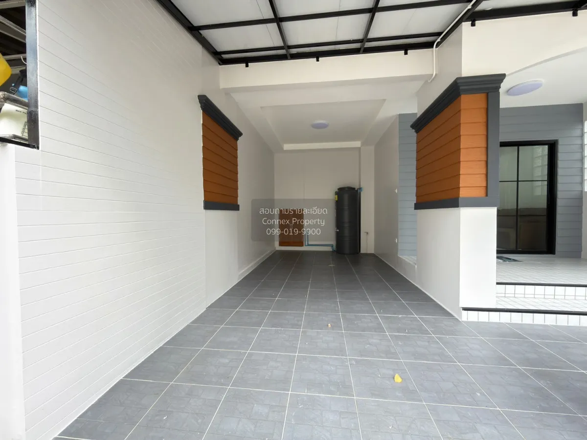 For Sale Townhouse/Townhome  , Silpakarn Park 5  Wongwaen - Ratta 3