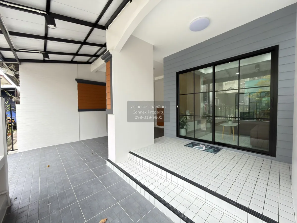 For Sale Townhouse/Townhome  , Silpakarn Park 5  Wongwaen - Ratta 4