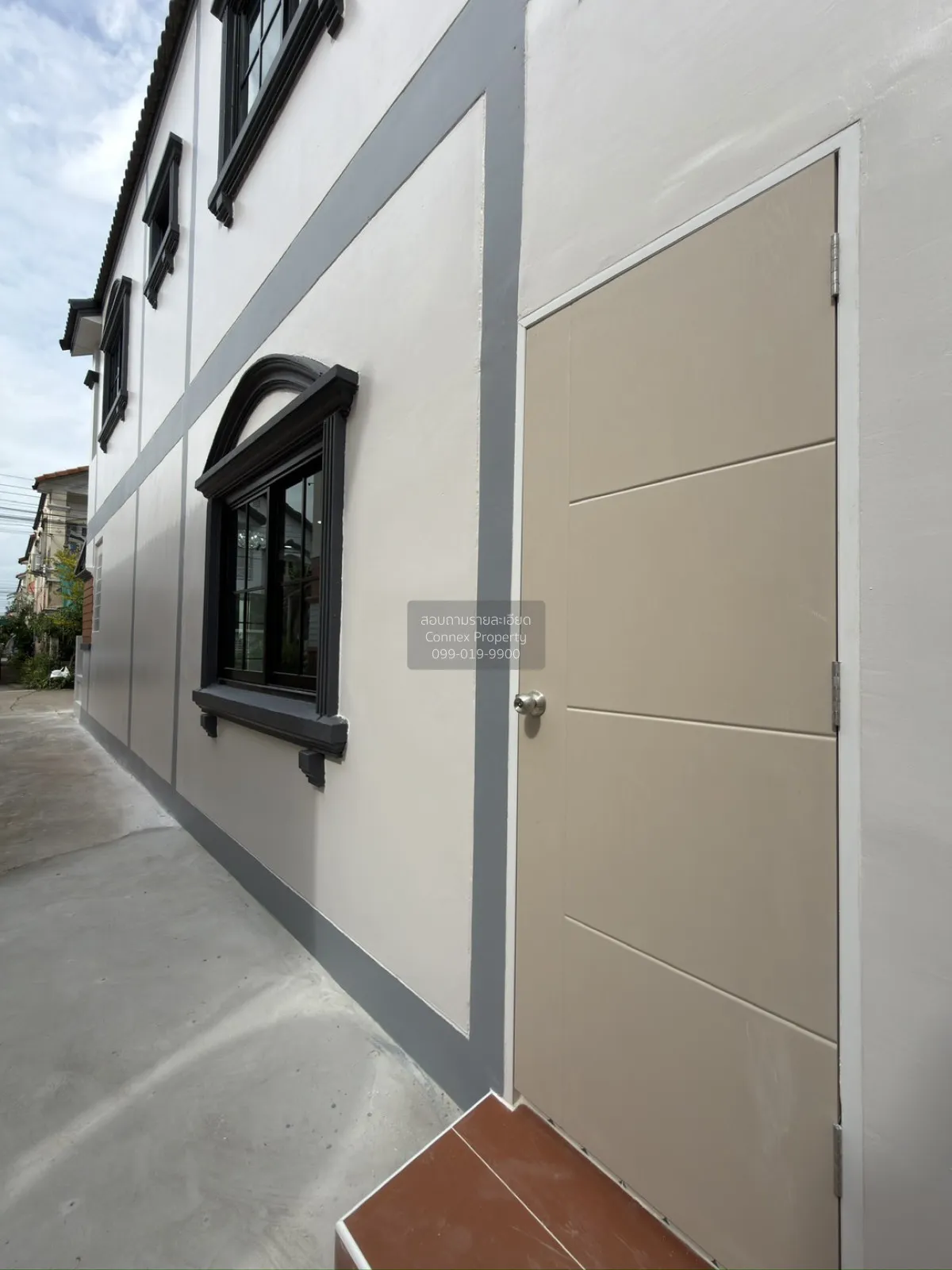 For Sale Townhouse/Townhome  , Silpakarn Park 5  Wongwaen - Ratta
