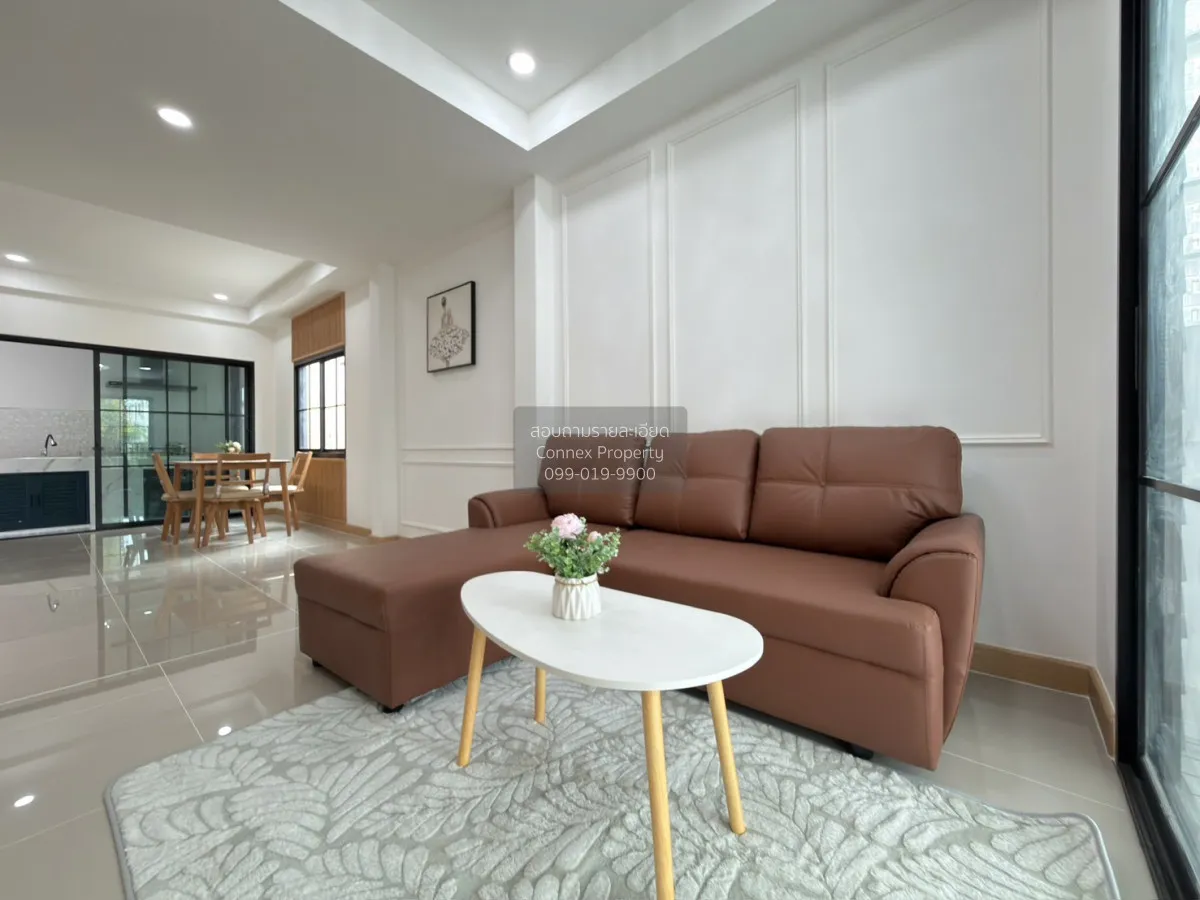 For Sale Townhouse/Townhome  , Silpakarn Park 5  Wongwaen - Ratta