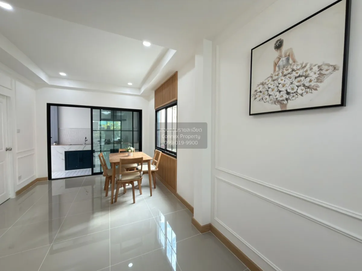 For Sale Townhouse/Townhome  , Silpakarn Park 5  Wongwaen - Ratta