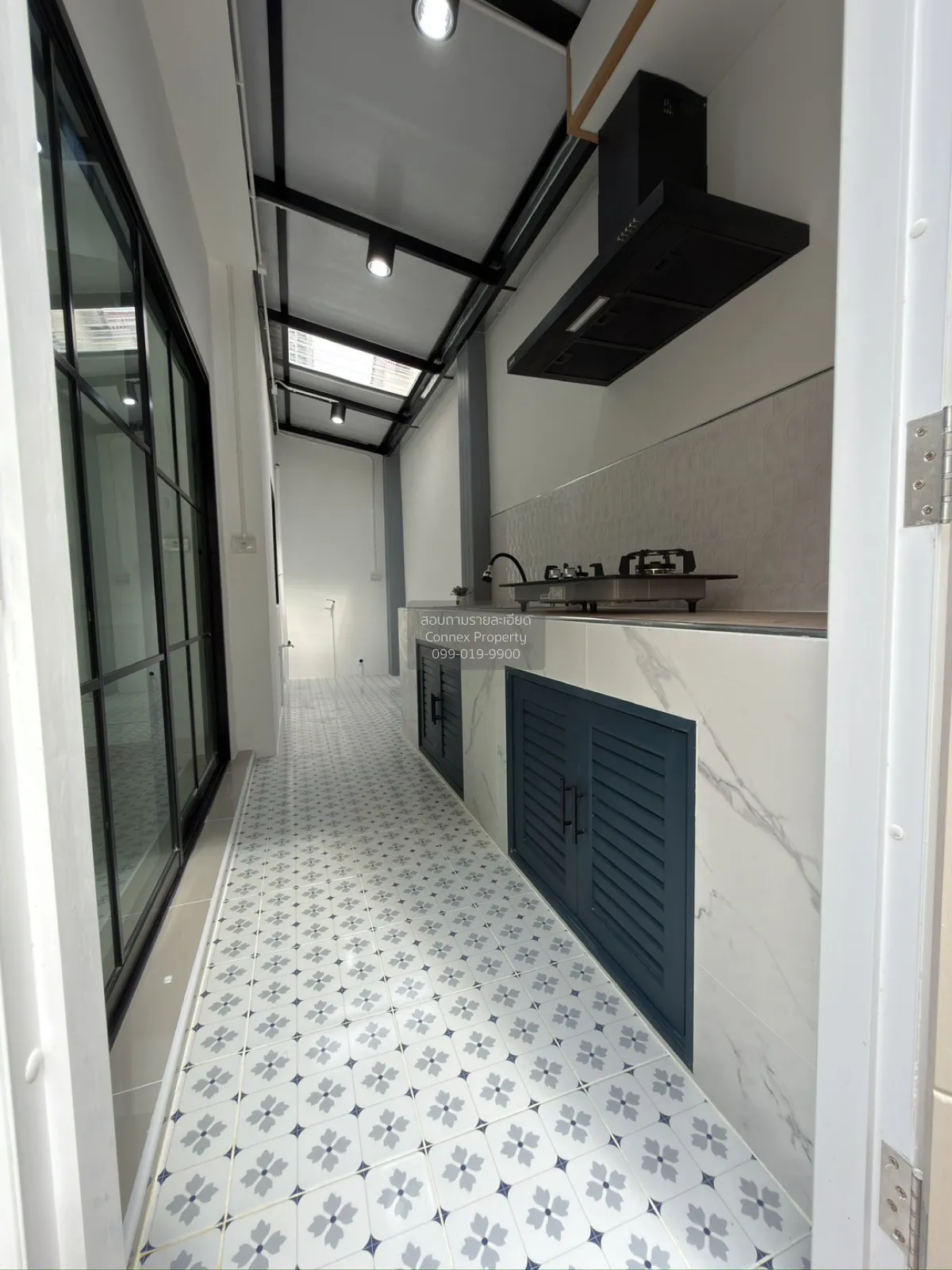 For Sale Townhouse/Townhome  , Silpakarn Park 5  Wongwaen - Ratta