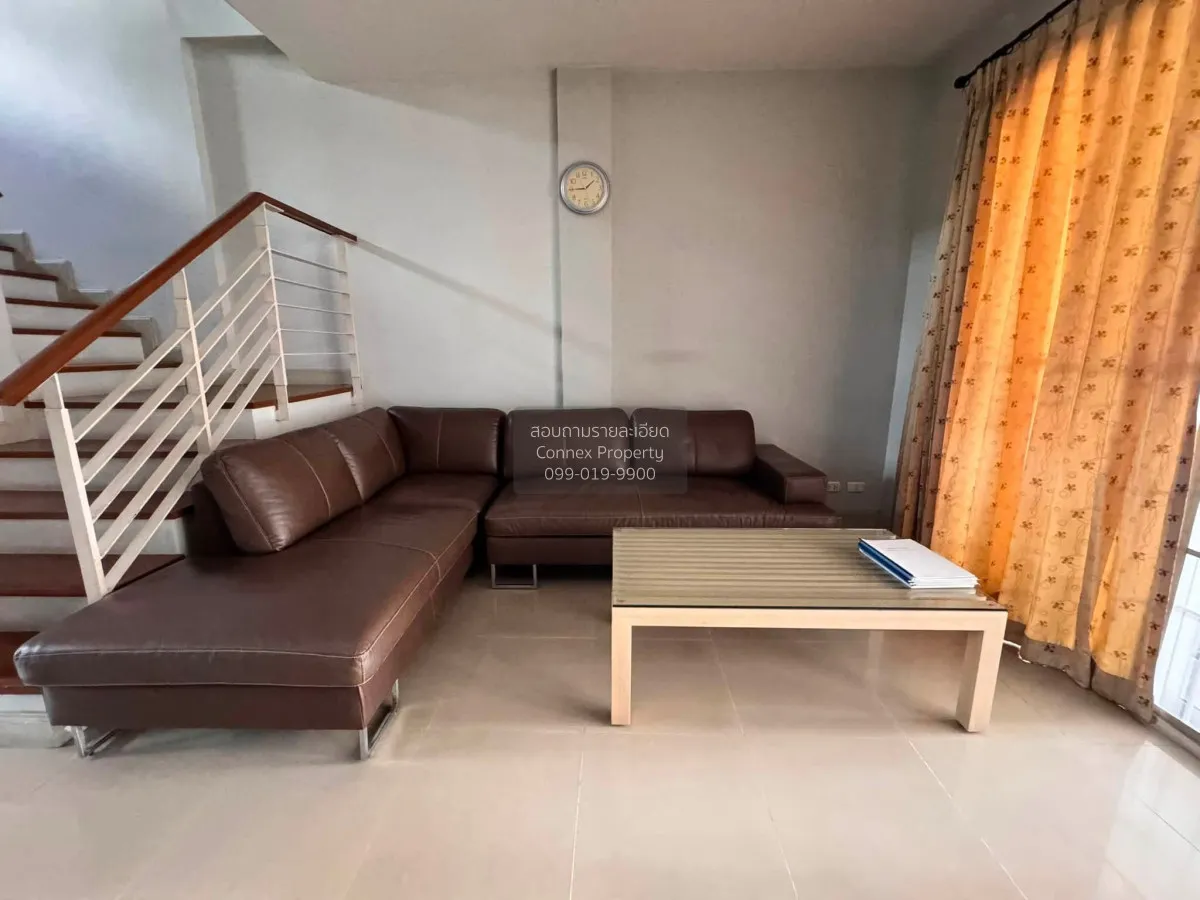 For Sale Townhouse/Townhome  , Baan Klang Krung The Royal Vienna  4