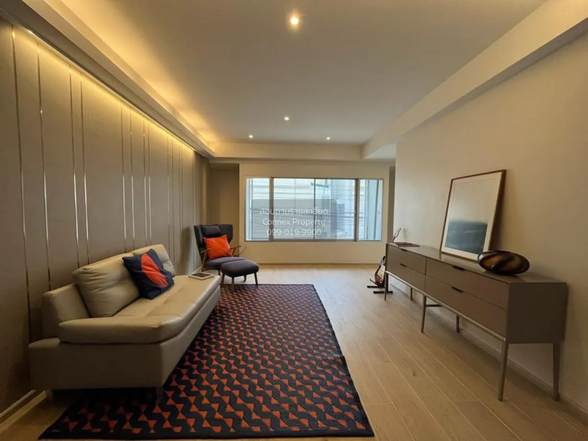 For Sale townhome 4 fl 70 sqm Soi Wachiratham Sathit 8 , Lat Krab