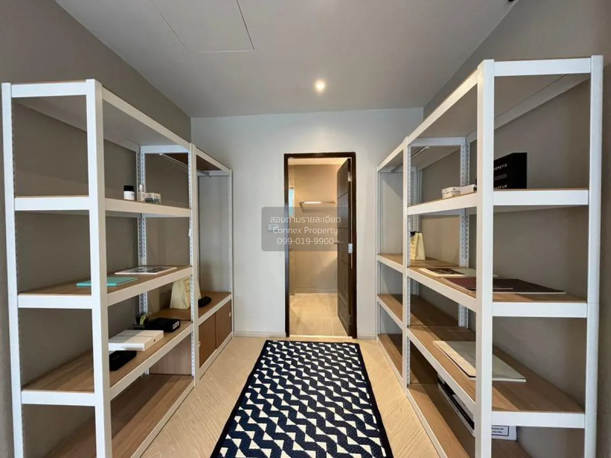 For Sale townhome 4 fl 70 sqm Soi Wachiratham Sathit 8 , Lat Krab