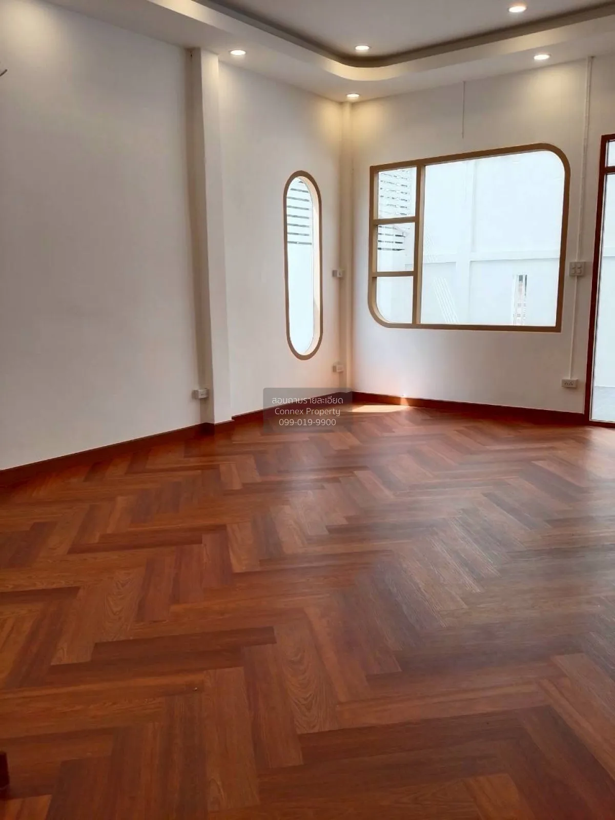 For Sale NAVAMIN 109 , wide frontage , newly renovated , Nawamin 
