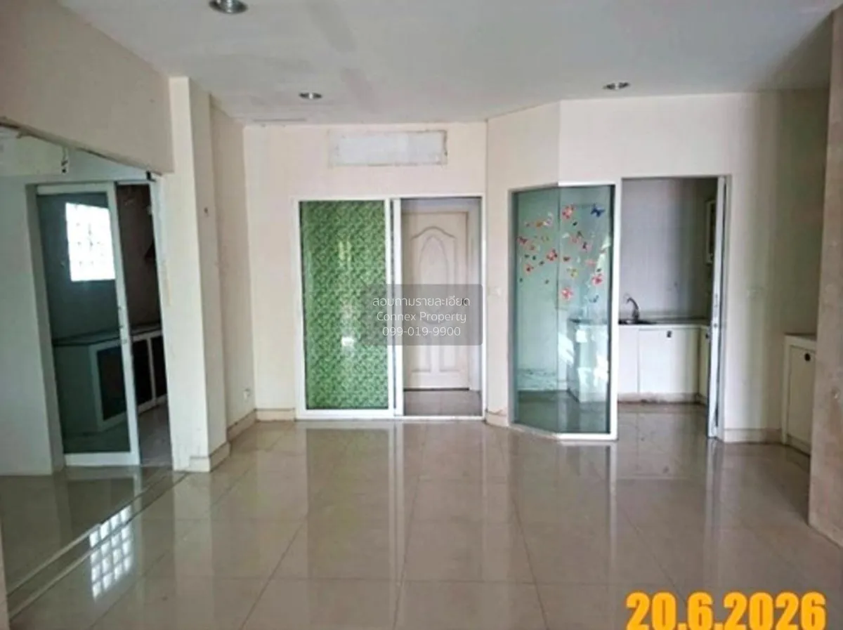 For Sale Townhouse/Townhome  , Vista Avenue Petchkasem 81 , Nong  4