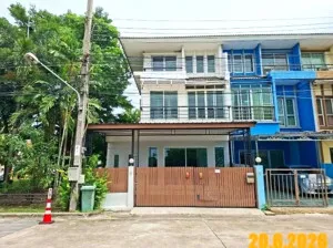 ขายทาวน์เฮ้าส์/ทาวน์โฮม  วิสต้า อเวนิว เพชรเกษม 81 หนองแขม เขต หนองแขม กรุงเทพ CX-164496