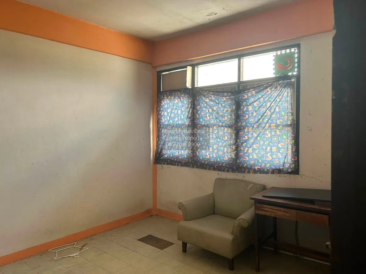 For Sale Three 3-story townhouses attached together , wide fronta