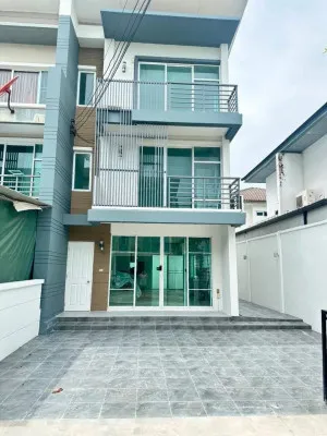 For Sale Townhouse/Townhome  , Town Avenue Rama 9 , corner unit , MRT-Sri Kretta , Hua Mak , Bang Kapi , Bangkok , CX-164711