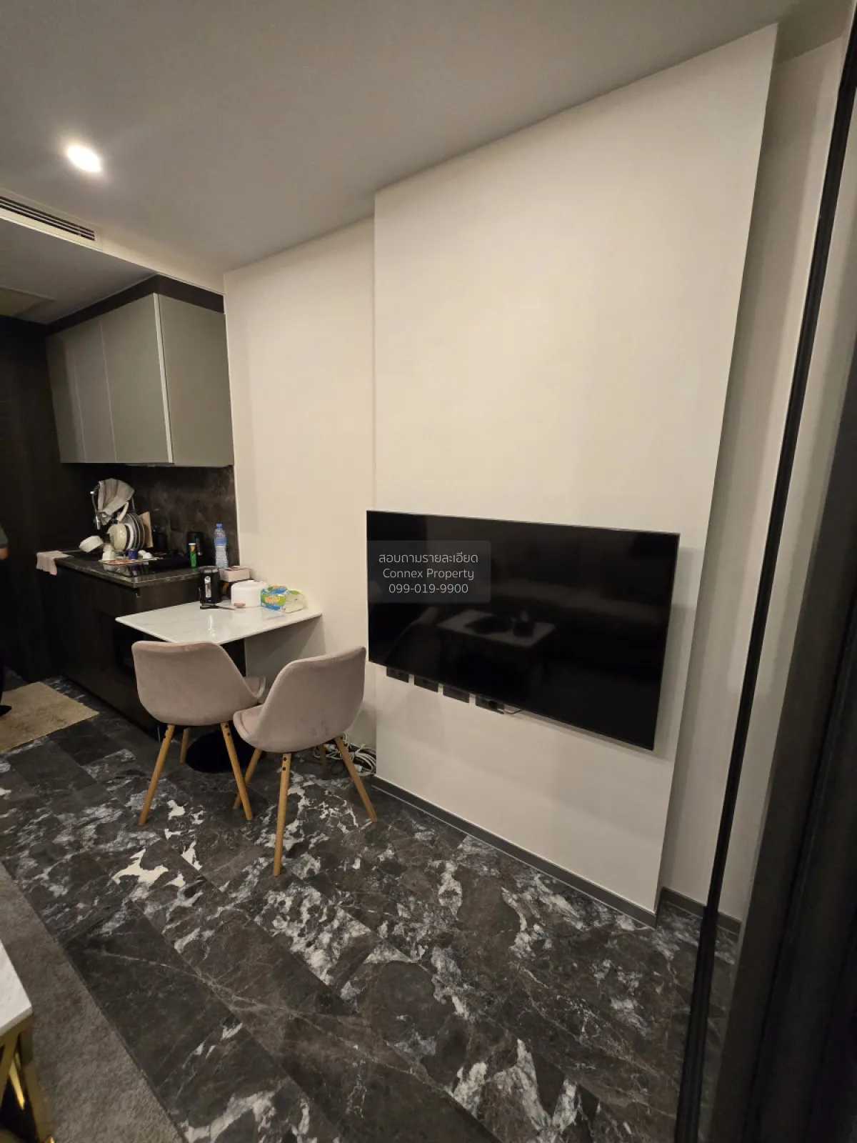 For Sale Condo , 168 Sukhumvit 36 , Phra Khanong , Khlong Toei ,  3