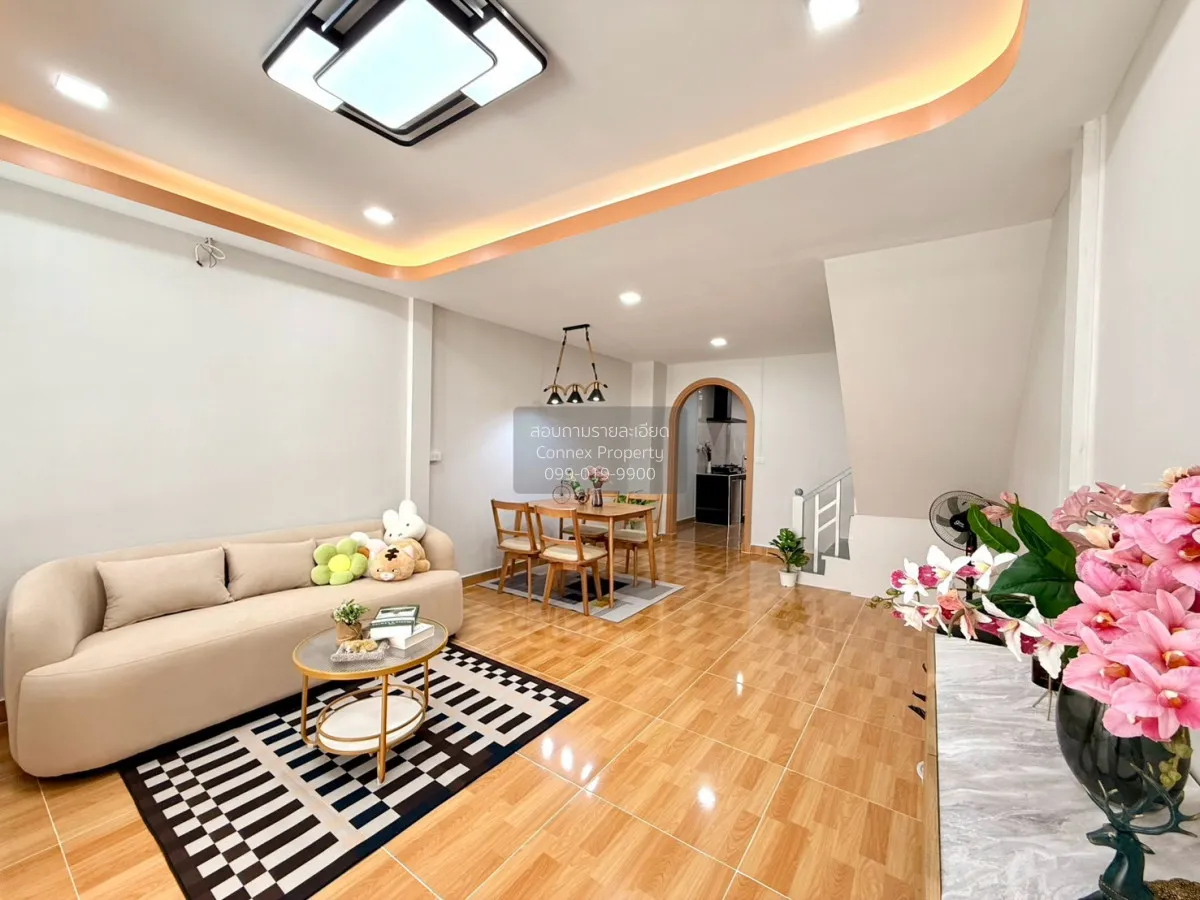 ขายทาวน์เฮ้าส์/ทาวน์โฮม  บ้านเสนาวิลล่า 3 รีโนเวทใหม่ ท่าแร้ง เขต 4