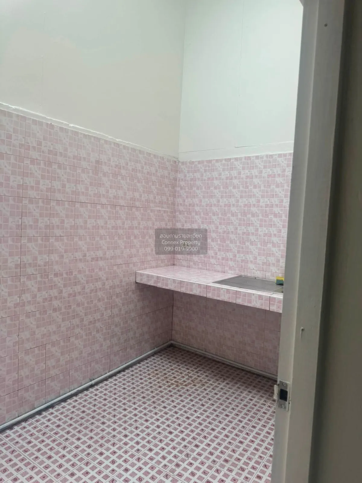 ขายทาวเฮ้าท์ ถนนเลียบวารี49 โคกแฝด เขต หนองจอก กรุงเทพ CX-164796