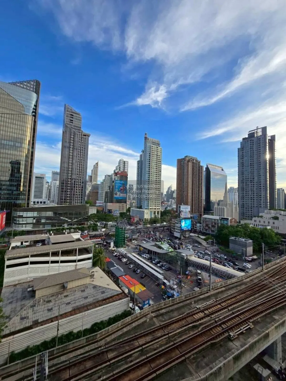 เช่าคอนโด  ไลฟ์ อโศก MRT-เพชรบุรี บางกะปิ เขต ห้วยขวาง กรุงเทพ CX