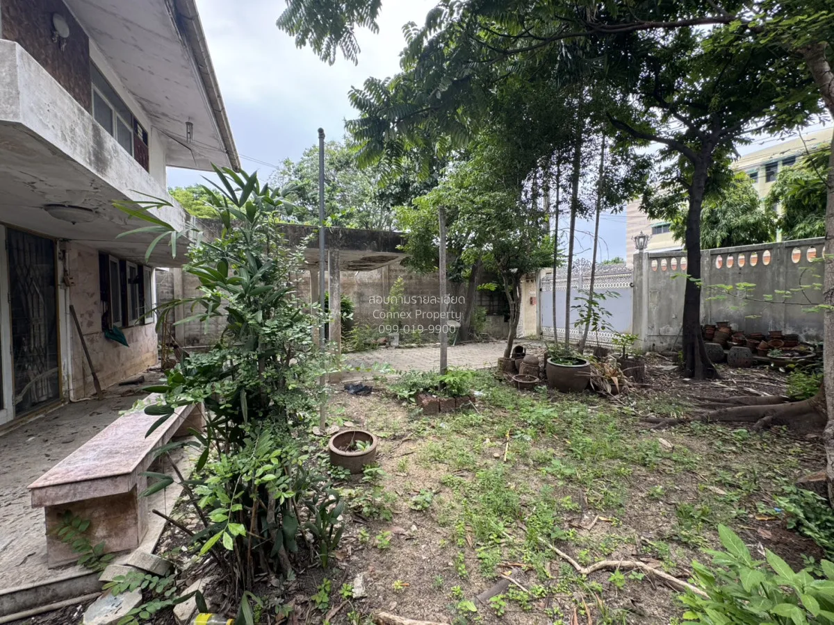ขายบ้านพร้อมที่ดิน  105 ตรว.  ย่านตลิ่งชัน ใกล้ทางพิเศษประจิมรัถย