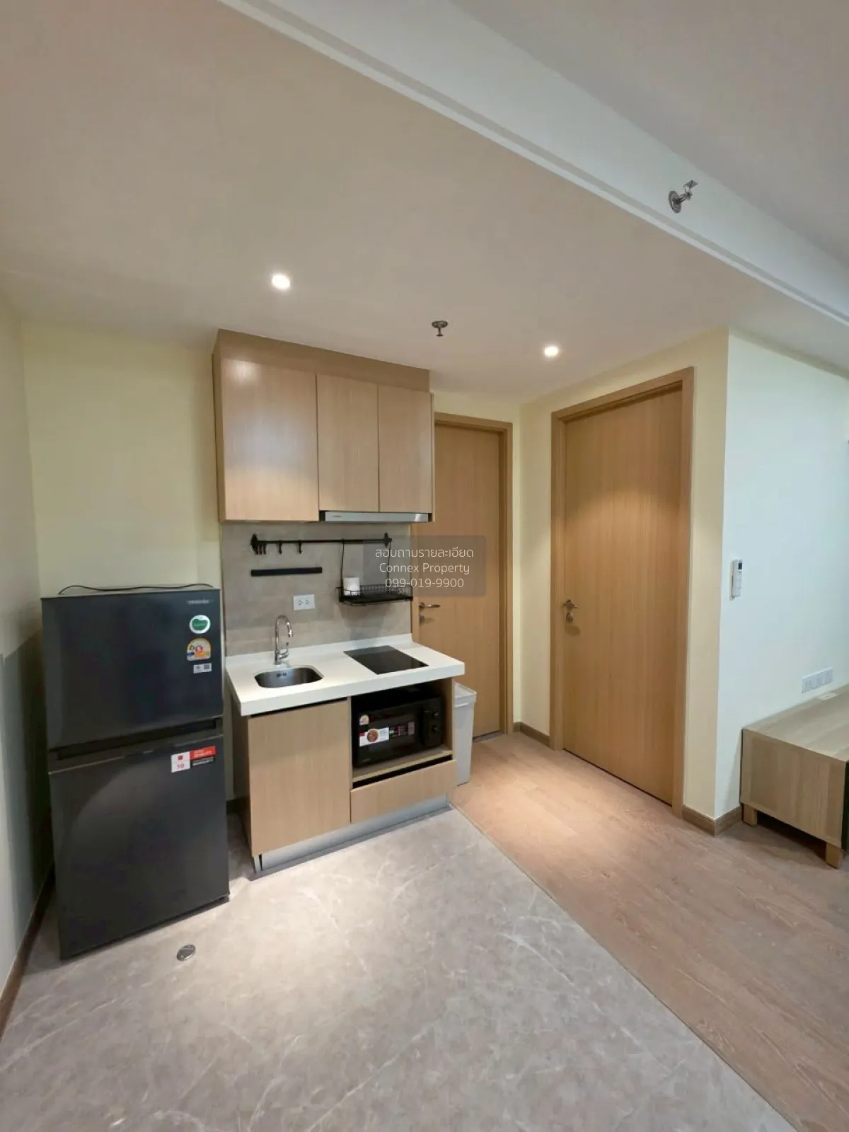 For Rent Condo , Regal Sathon - Naradhiwas , BTS-Chong Nonsi , Th 2