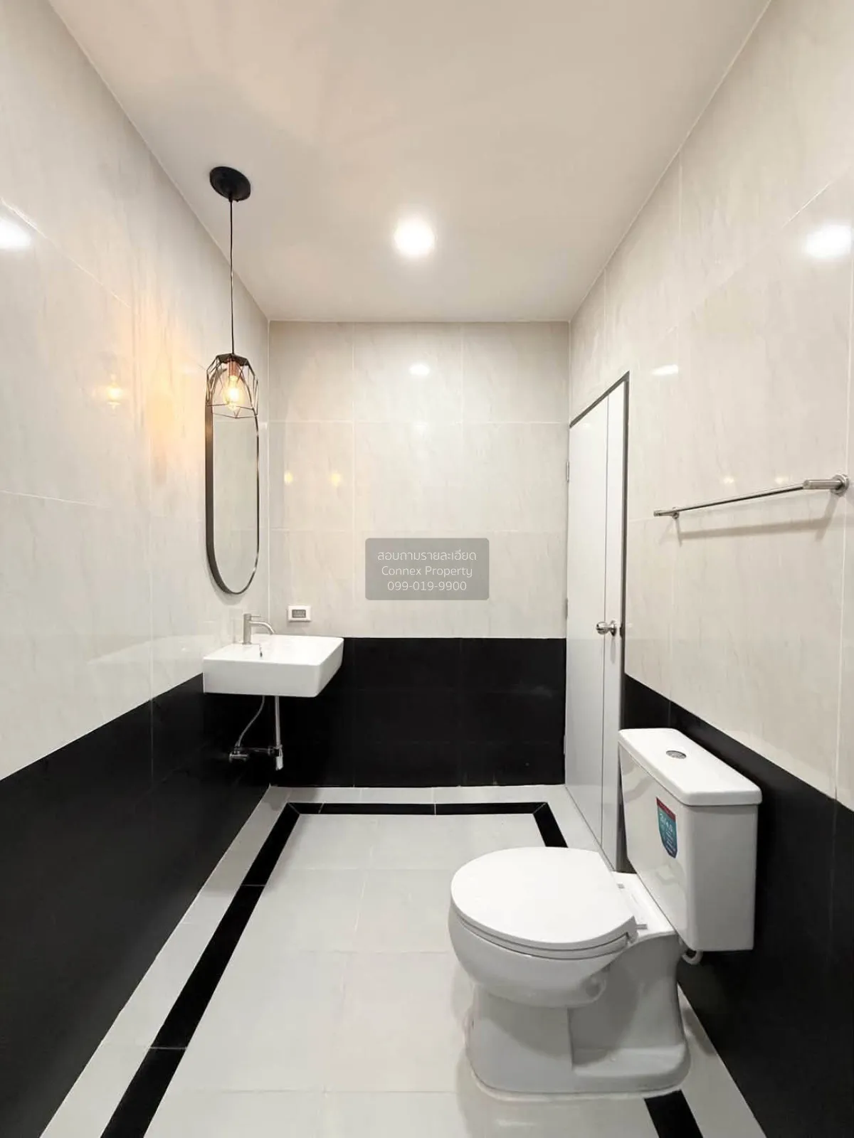 For Sale Townhouse/Townhome  , Sri Suchart Grand View 3 , Ratsada