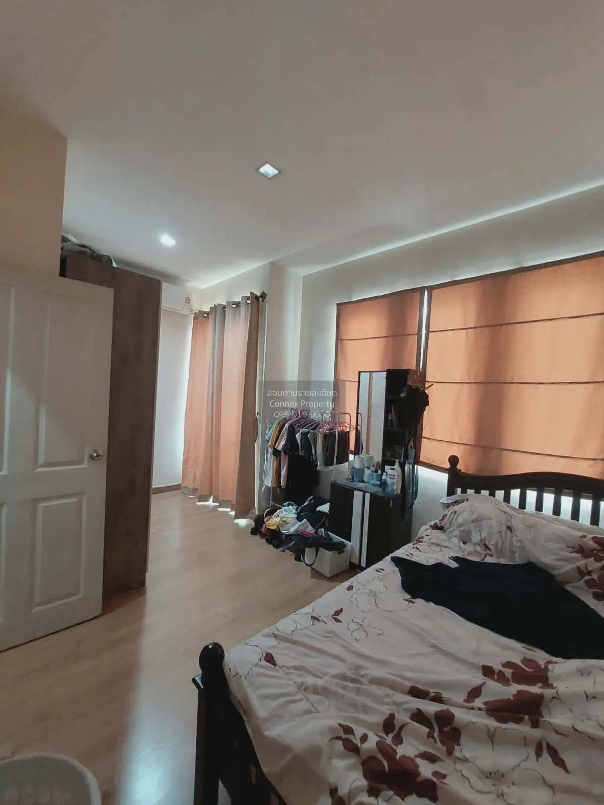 ขายบ้านทาวน์โฮม  2 ชั้น หมู่บ้านโกลเด้น ทาวน์ 2 อ่อนนุช - ลาดกระบ