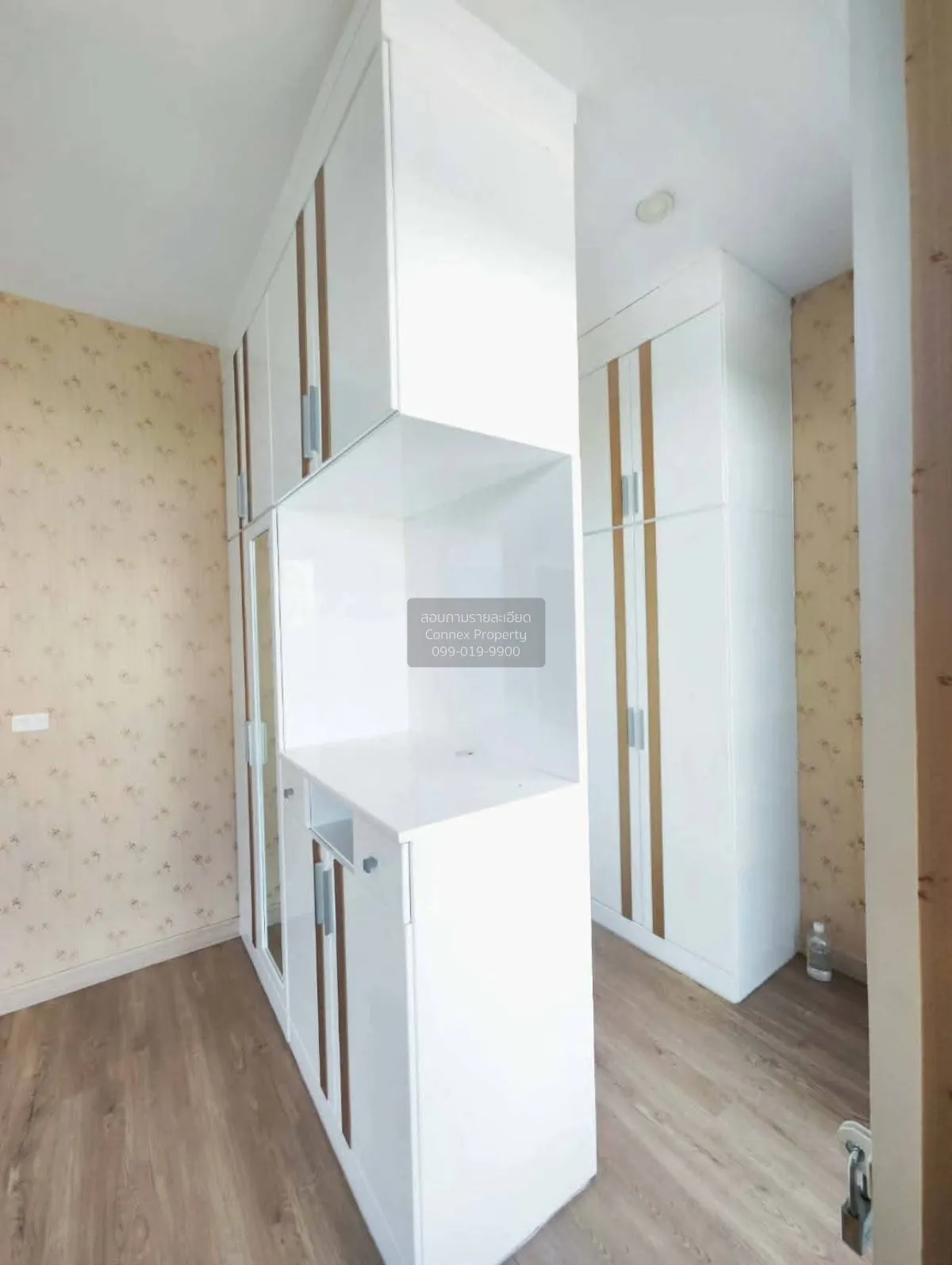ขายทาวน์โฮม 2 ชั้น หมู่บ้าน คิว ดิสทริค กัสโต้ กิ่งแก้ว - สุวรรณภ