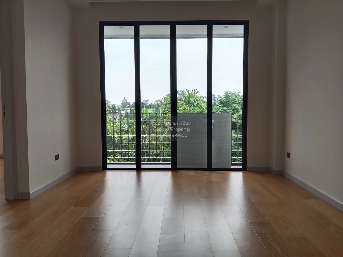 For Rent House , Feel Town Lat Phrao 101 , high floor , wide fron