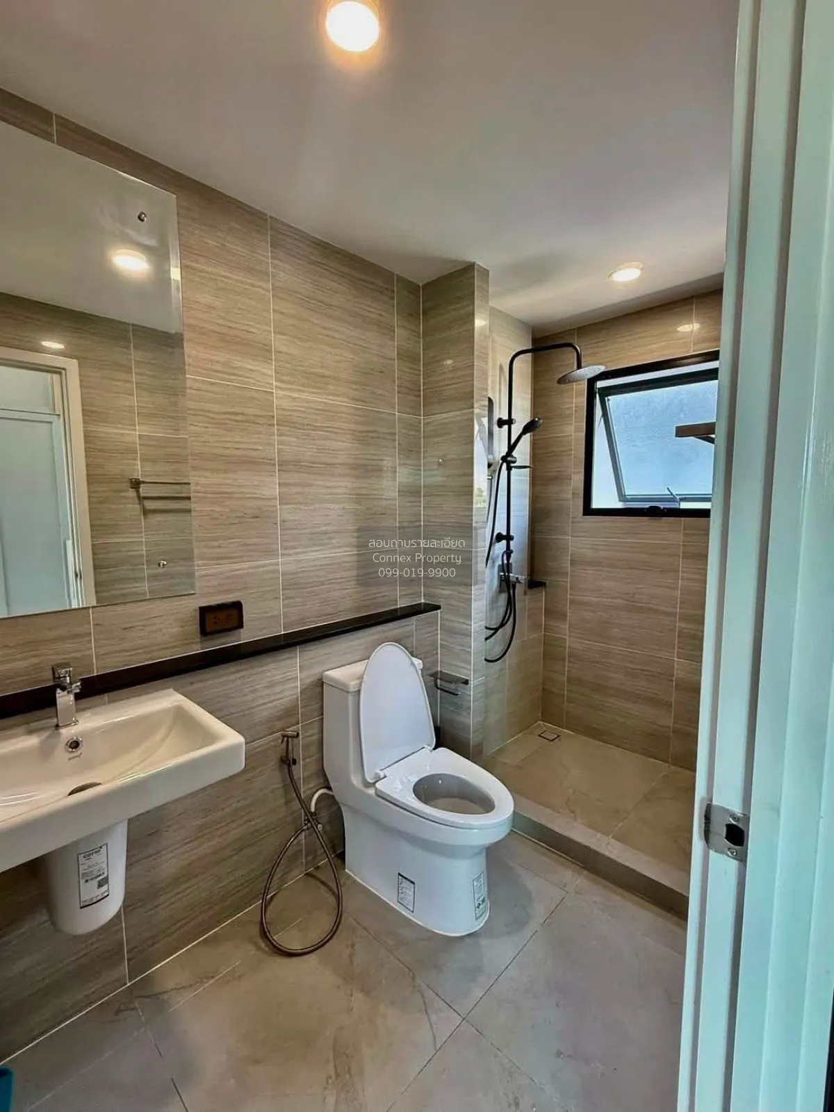 For Sale House , Britania Bangna - Srivaree , Sisa Chorakhe Yai ,