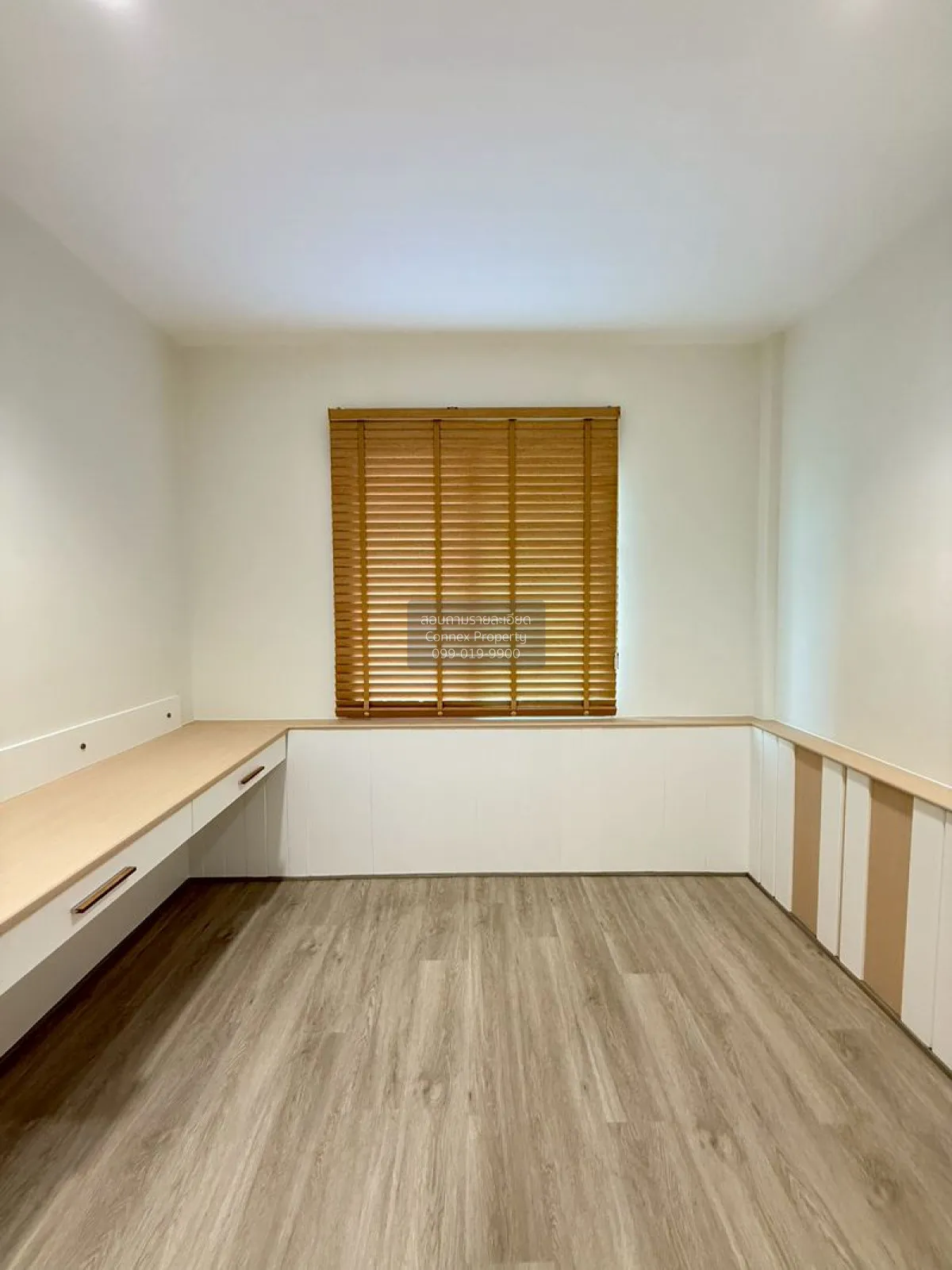 For Sale Townhouse/Townhome  , The Villa Rattanathibet , newly re