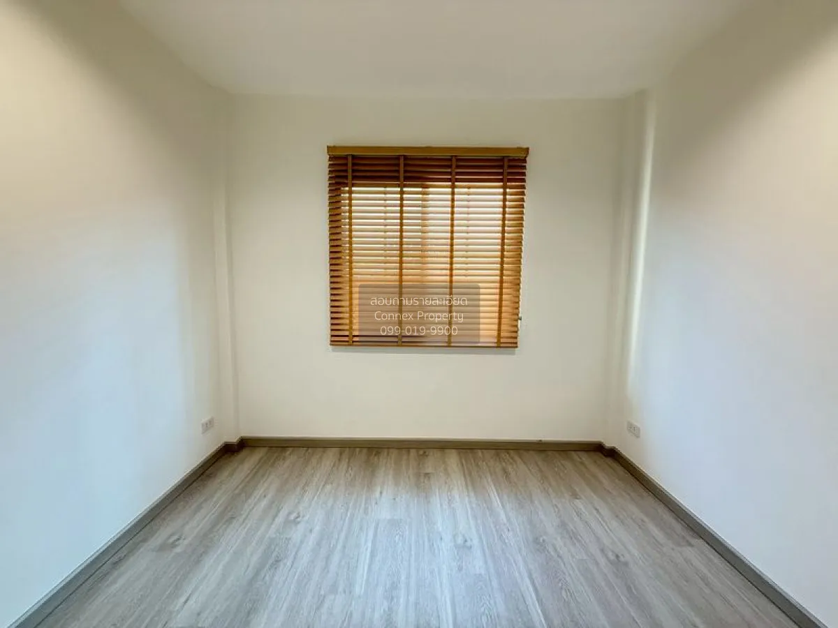 For Sale Townhouse/Townhome  , The Villa Rattanathibet , newly re