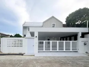 For Sale House , Baan Kanya House Bearing 34 , corner unit , wide frontage , newly renovated , Samrong Nuea , Mueang Samut Prakan , Samut Prakarn , CX-165780