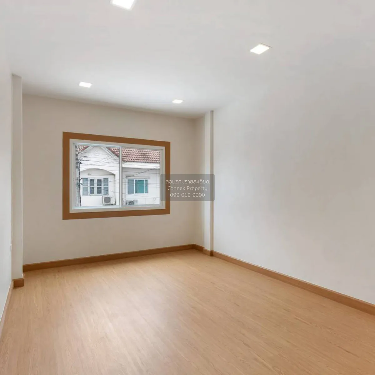 For Sale Townhouse/Townhome  , Buathong Thani Phase 17 , newly re