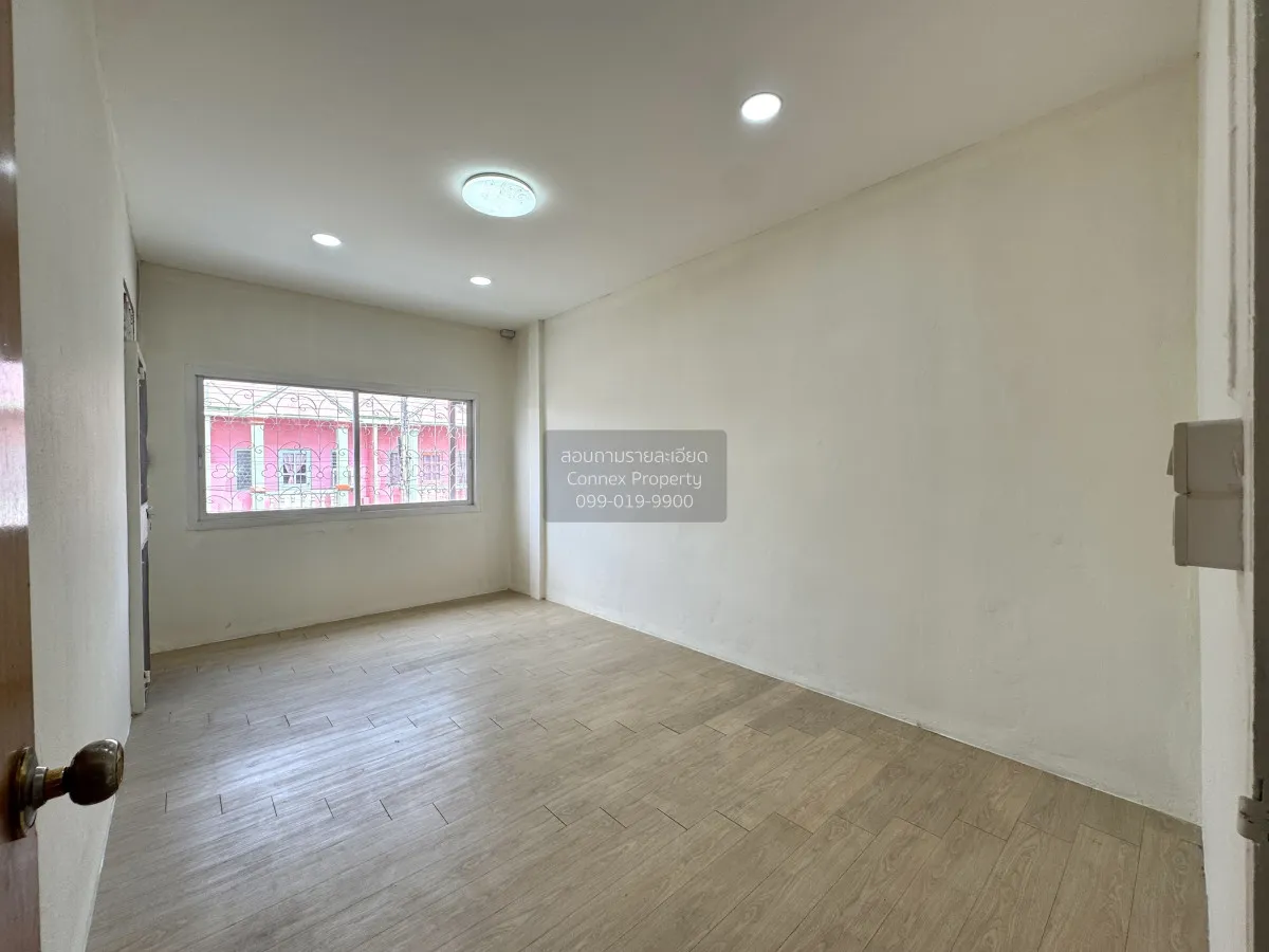 For Sale Townhouse/Townhome  , Ban Wang Thong Phetkasem 77 , newl