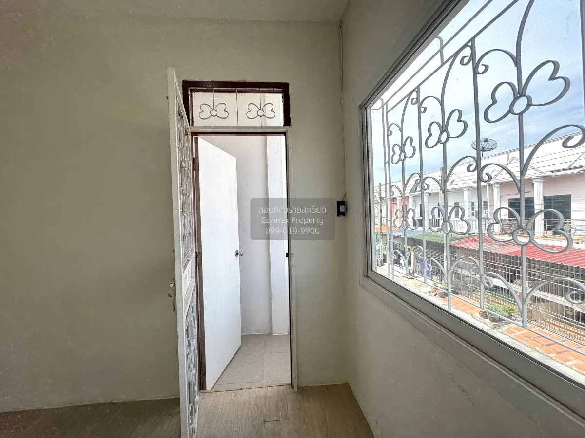 For Sale Townhouse/Townhome  , Ban Wang Thong Phetkasem 77 , newl