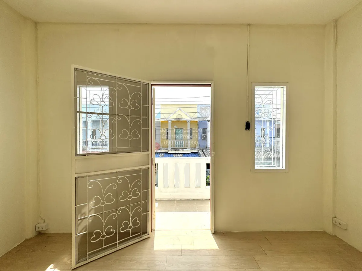 For Sale Townhouse/Townhome  , Ban Wang Thong Phetkasem 77 , newl