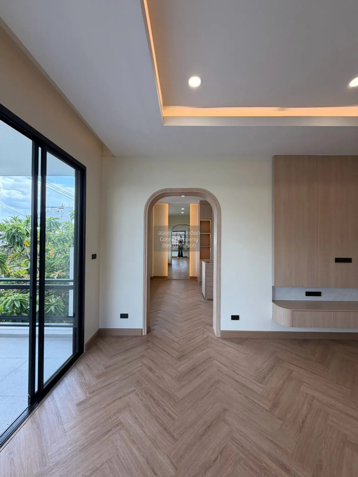 For Sale Newly renovated detached house in the heart of Chokchai 